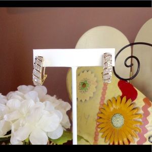 Genuine Diamond 14K YG Earrings - 1.00 ct